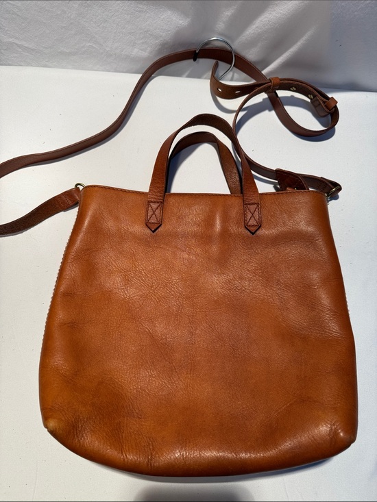 Madewell Handbags - Madewell Cognac Leather Tote with Adjustable Strap